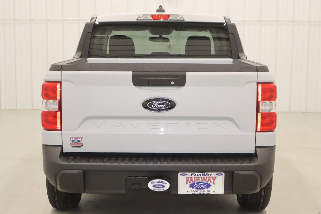 New 2025 Ford Maverick XL image 7