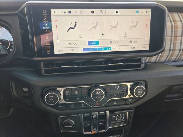 Used 2026 Jeep Gladiator Sport AWD/4WD image 19