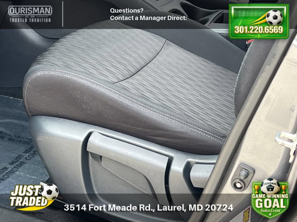 Used 2019 Nissan Rogue S AWD/4WD image 8