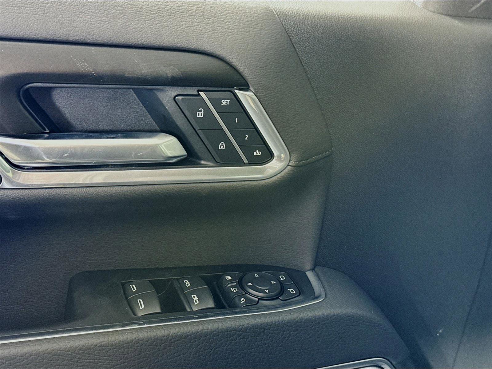 New 2026 GMC Sierra 3500 Denali w/ Denali Reserve Package image 13