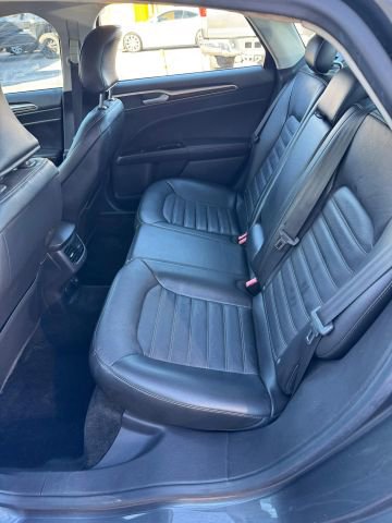 Used 2015 Ford Fusion Energi SE image 3