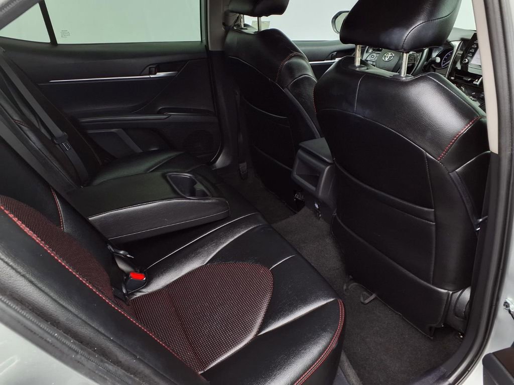 Used 2024 Toyota Camry SE FWD image 21