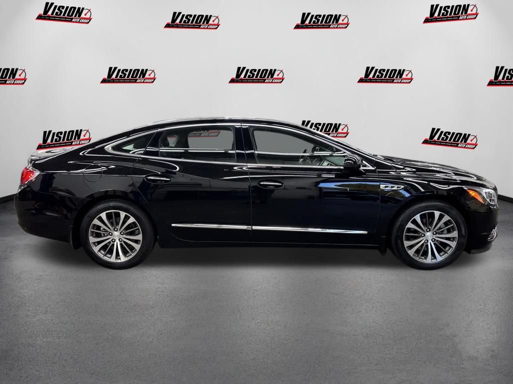 Used 2018 Buick LaCrosse Essence w/ Sun and Shade Package FWD image 4