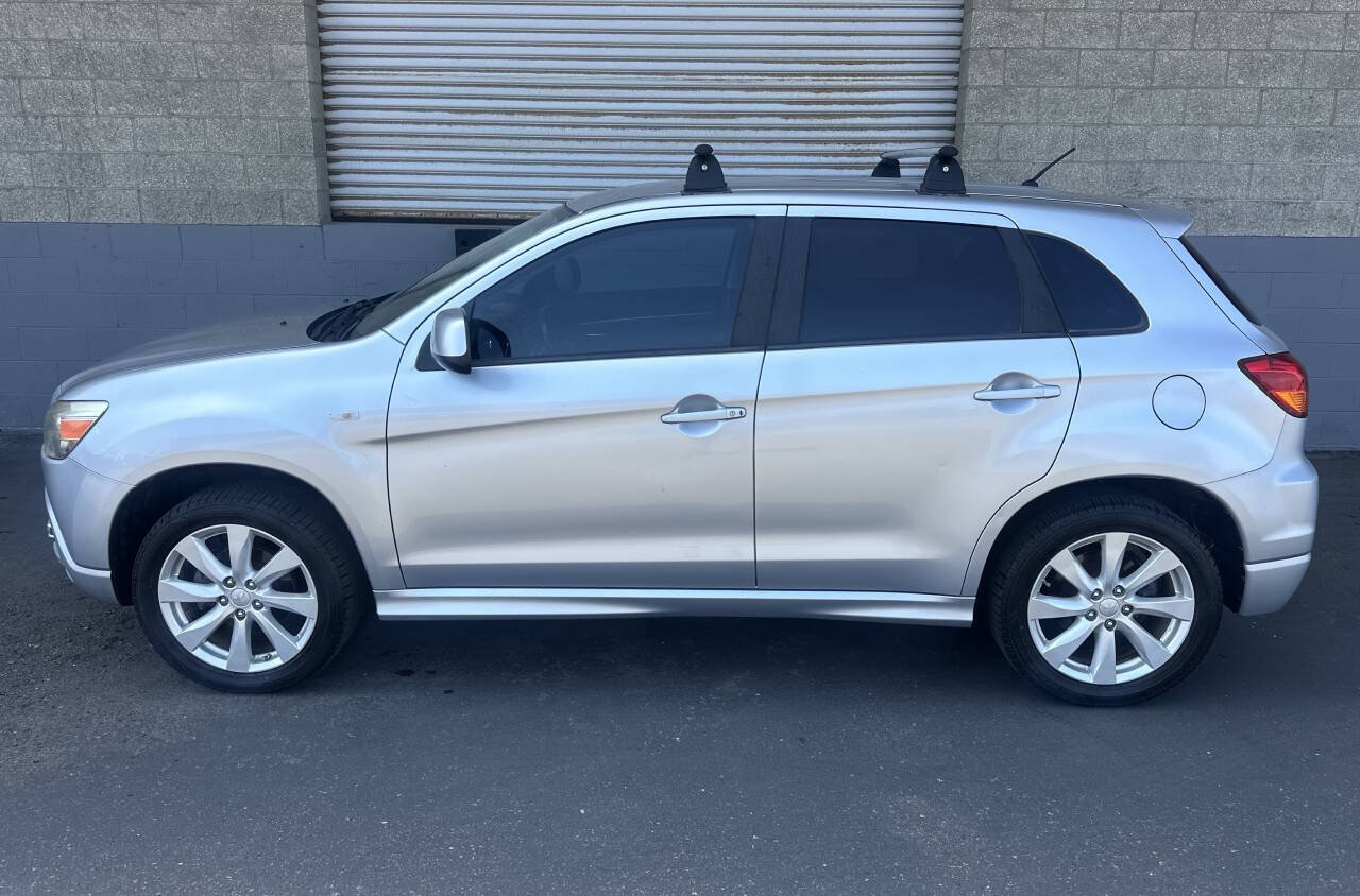 Used 2012 Mitsubishi Outlander Sport SE AWD/4WD image 6