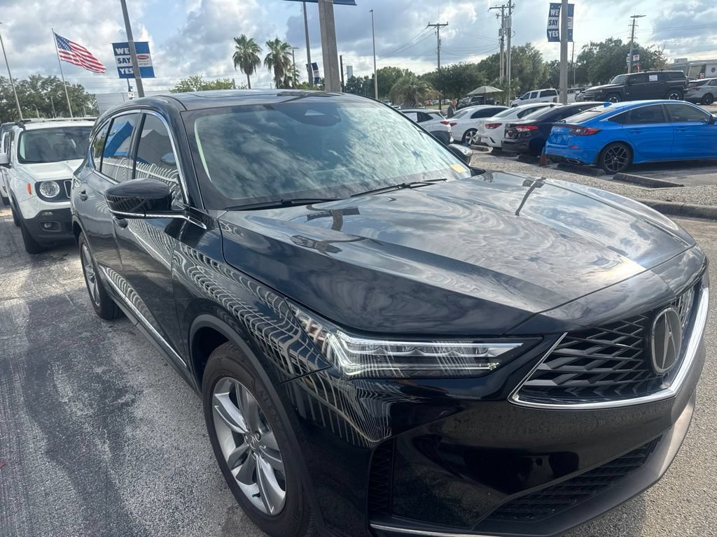 Used 2025 Acura MDX FWD image 3