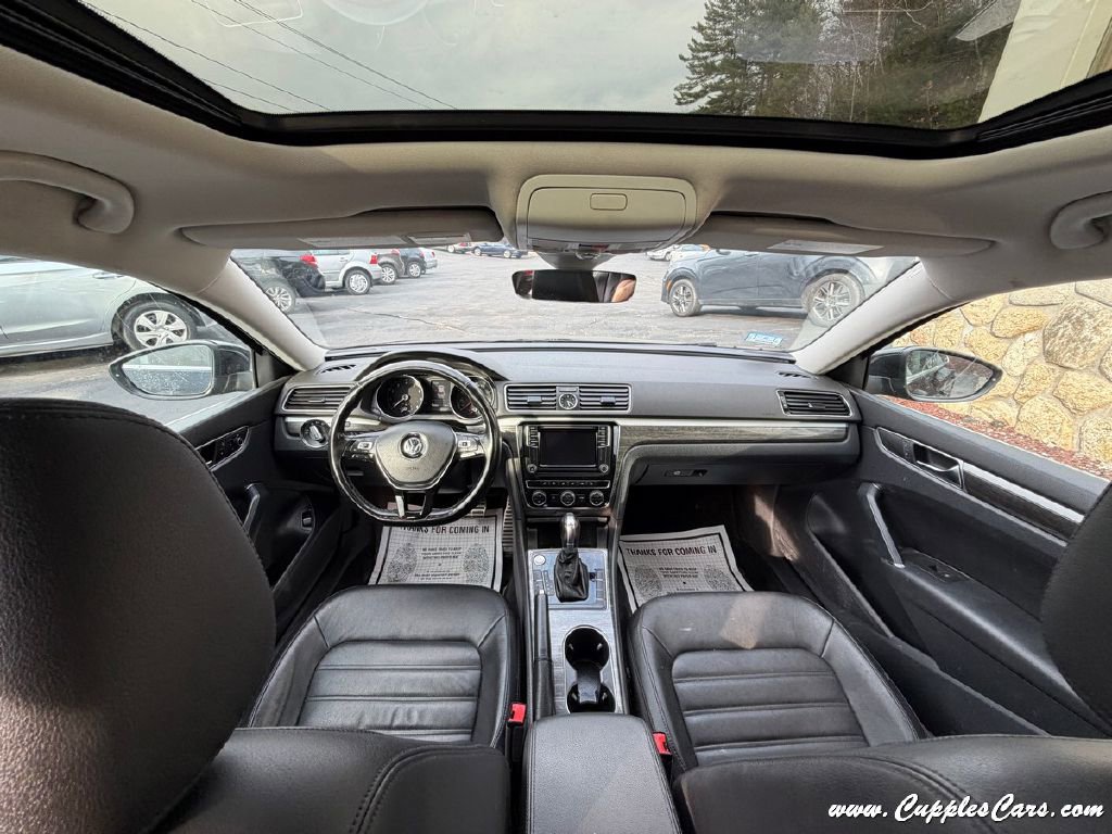 Used 2017 Volkswagen Passat 1.8T SEL Premium FWD image 20