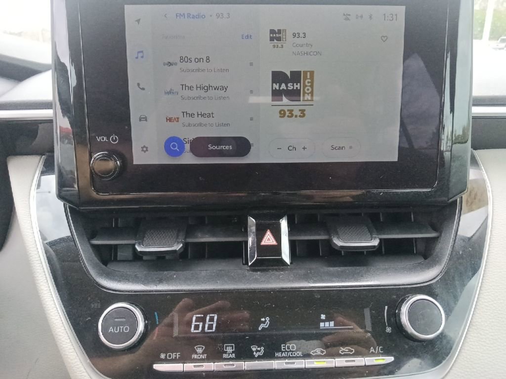 Used 2023 Toyota Corolla LE image 21