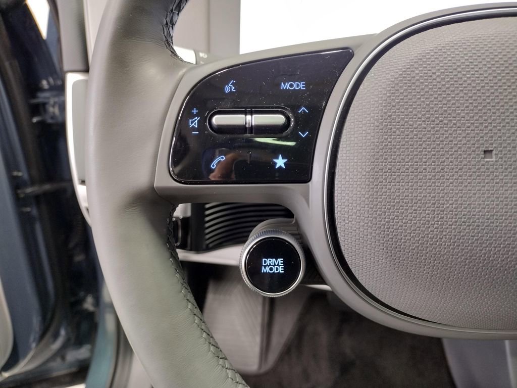 Certified 2023 Hyundai Ioniq 5 Limited w/ Cargo Package image 31