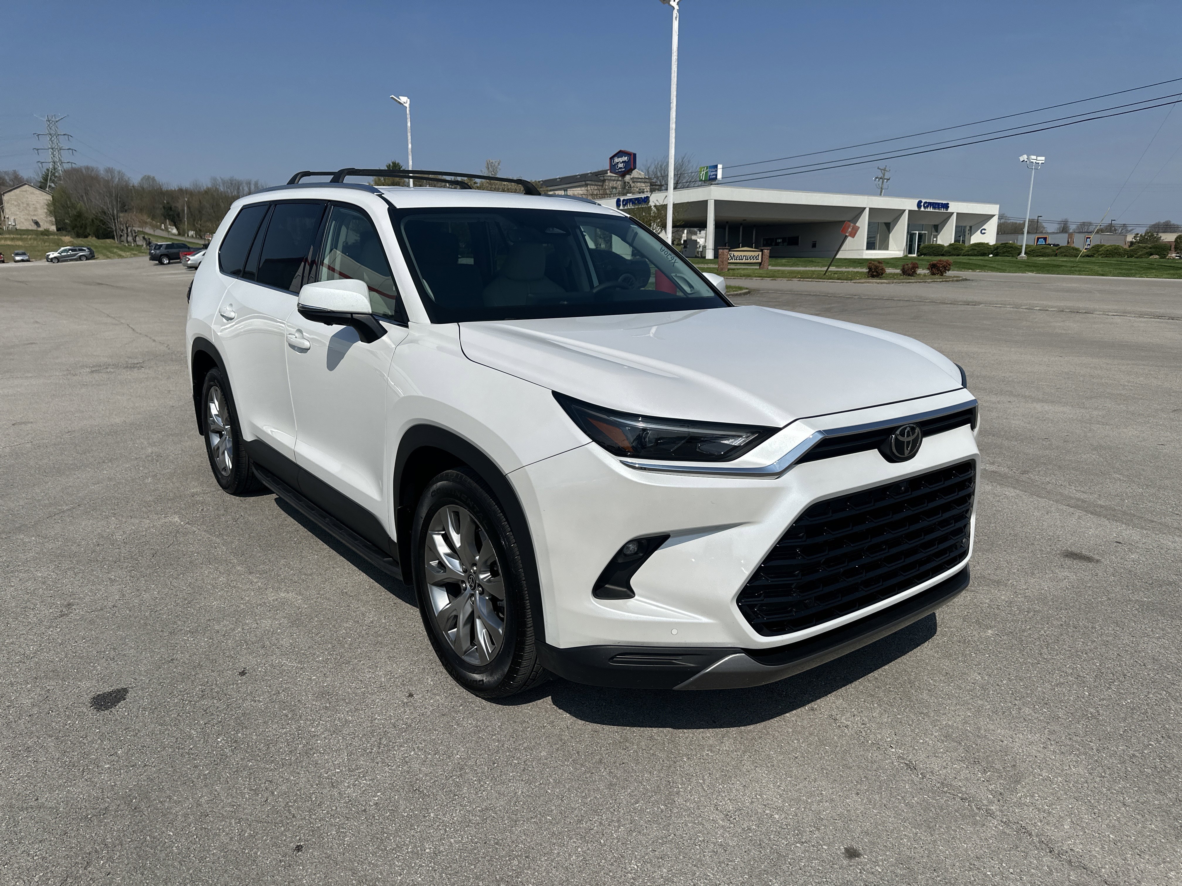 Certified 2024 Toyota Grand Highlander Limited image 3