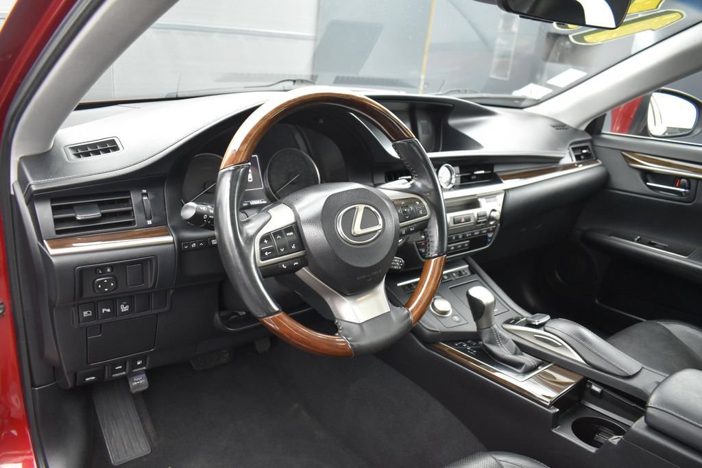 Used 2017 Lexus ES 350 FWD image 12