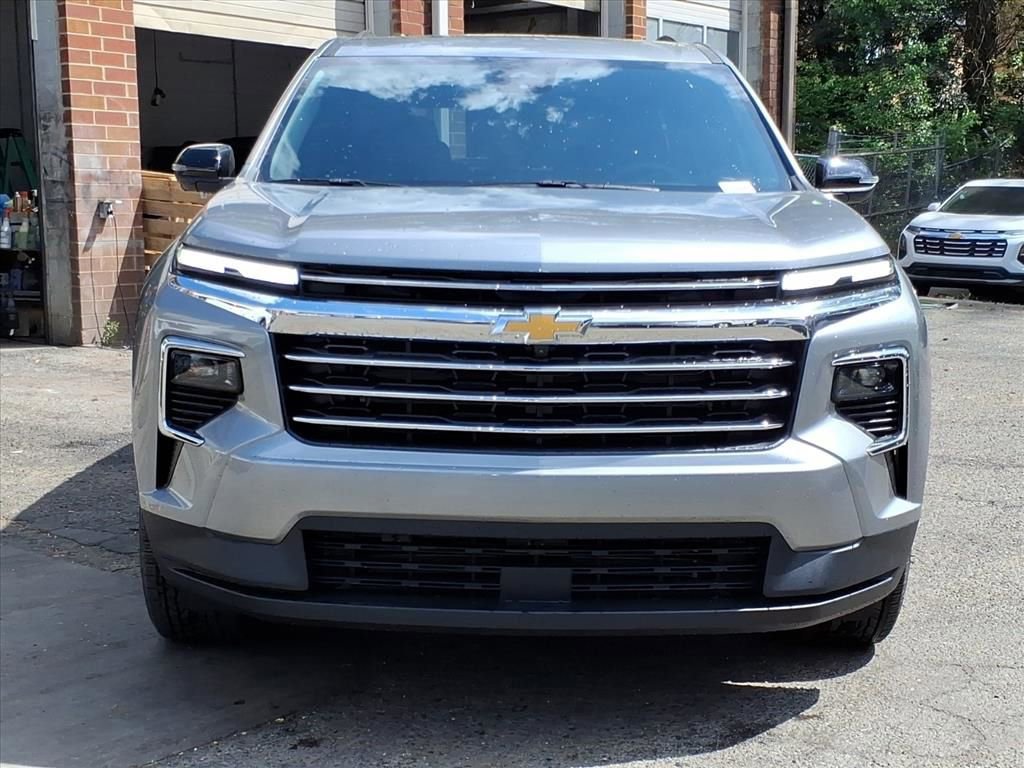 New 2026 Chevrolet Traverse LT w/ Sun and Wheel Package FWD image 30