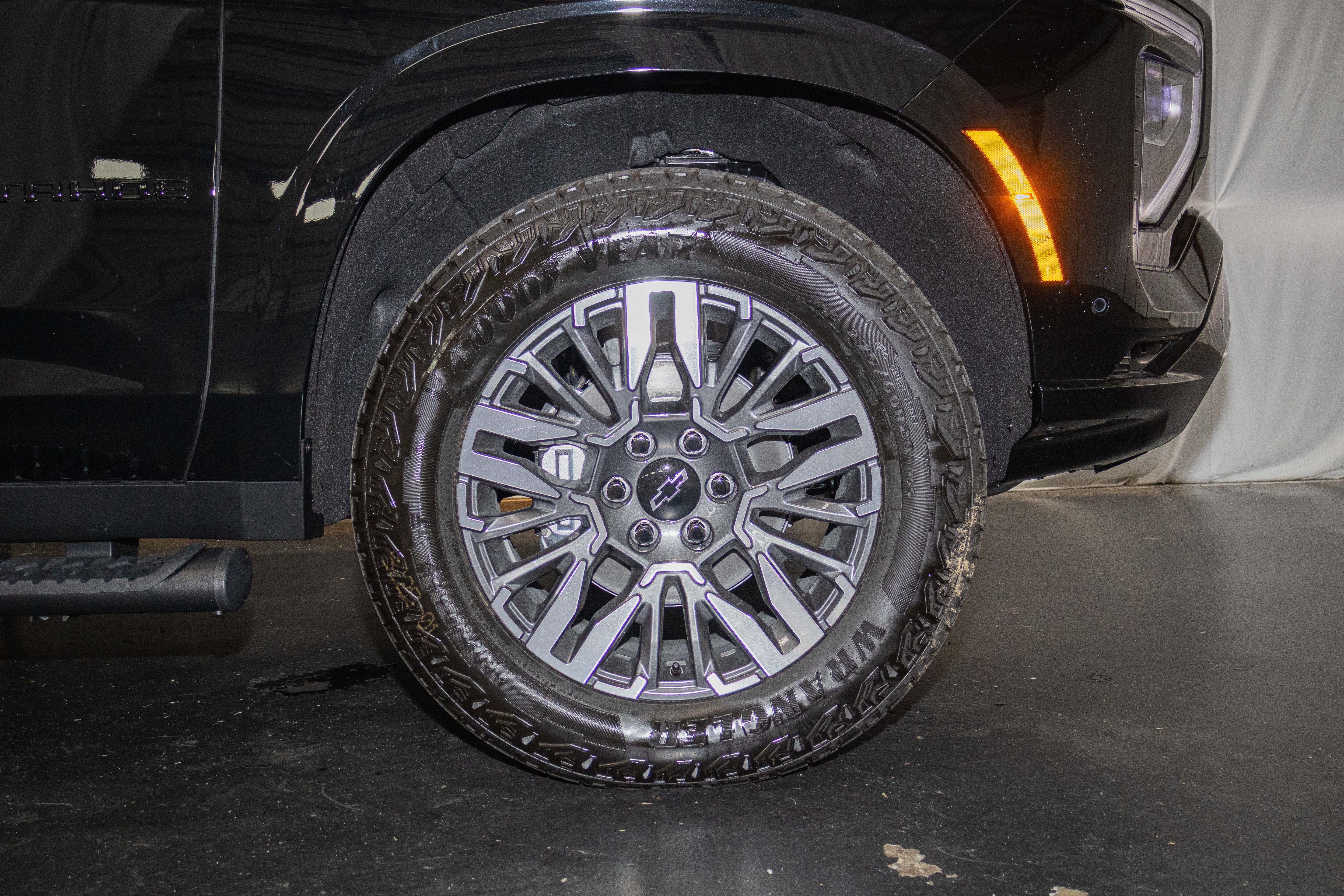 New 2026 Chevrolet Tahoe Z71 w/ Z71 Off-Road Package AWD/4WD image 6