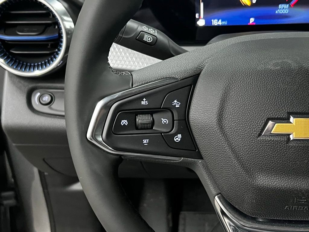 New 2026 Chevrolet Trax LT w/ Driver Confidence Package image 12