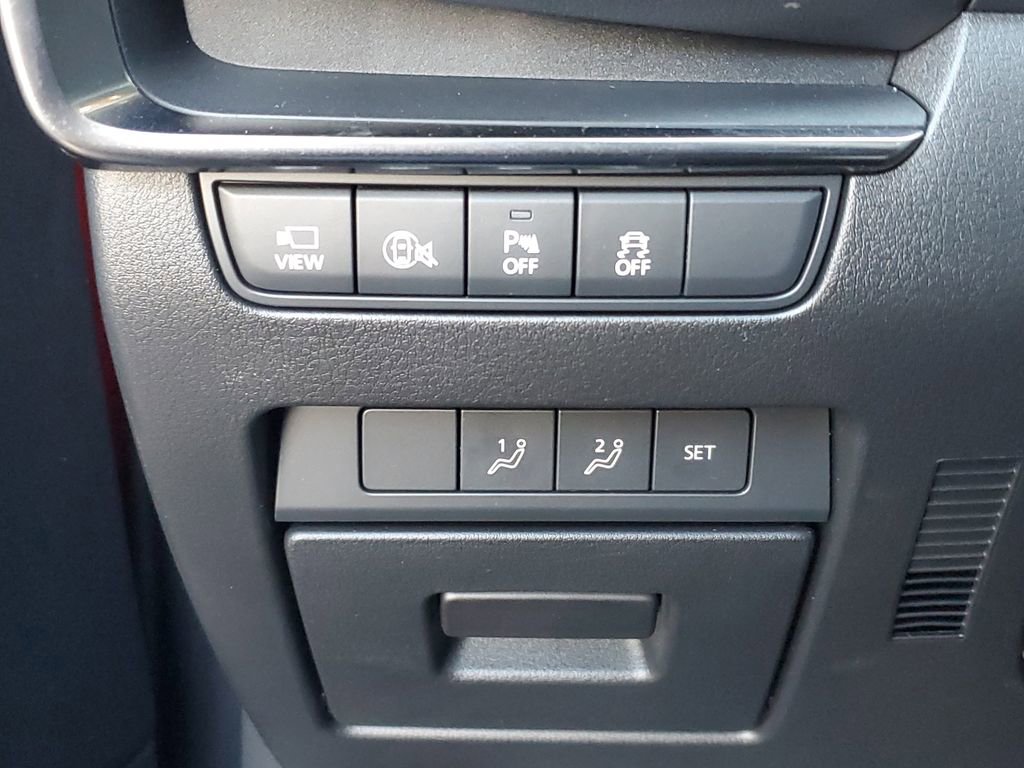 Certified 2025 MAZDA MAZDA3 Hatchback w/ Appearance Package image 23