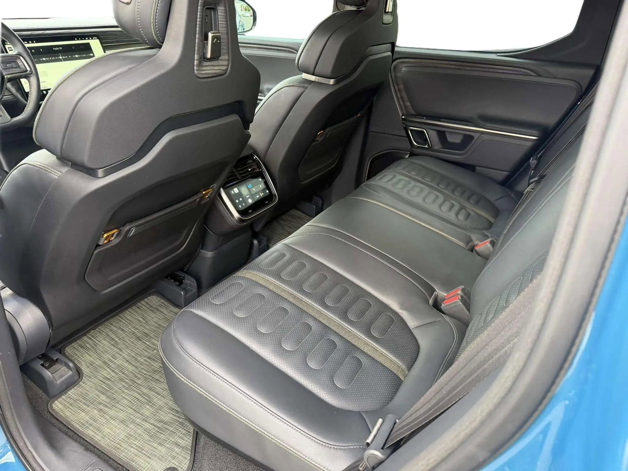 Used 2022 Rivian R1T Launch Edition image 19