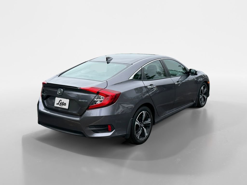 Used 2016 Honda Civic Touring image 4