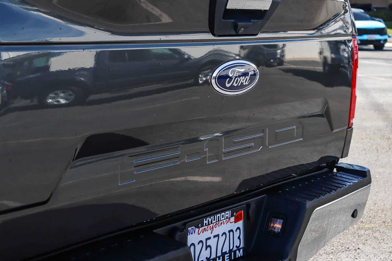 Used 2018 Ford F150 XLT w/ Equipment Group 302A Luxury AWD/4WD image 10