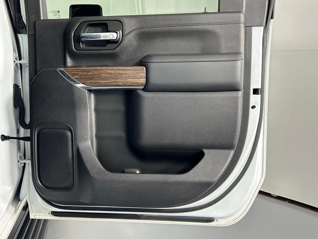 Used 2023 Chevrolet Silverado 3500 High Country image 13