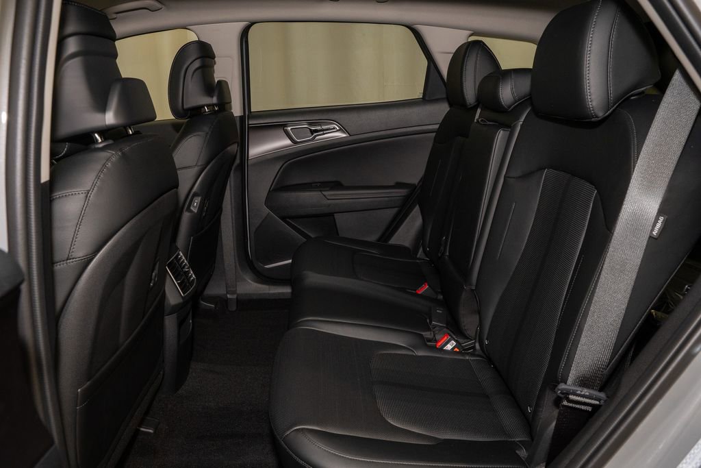 New 2026 Kia Sportage EX image 10