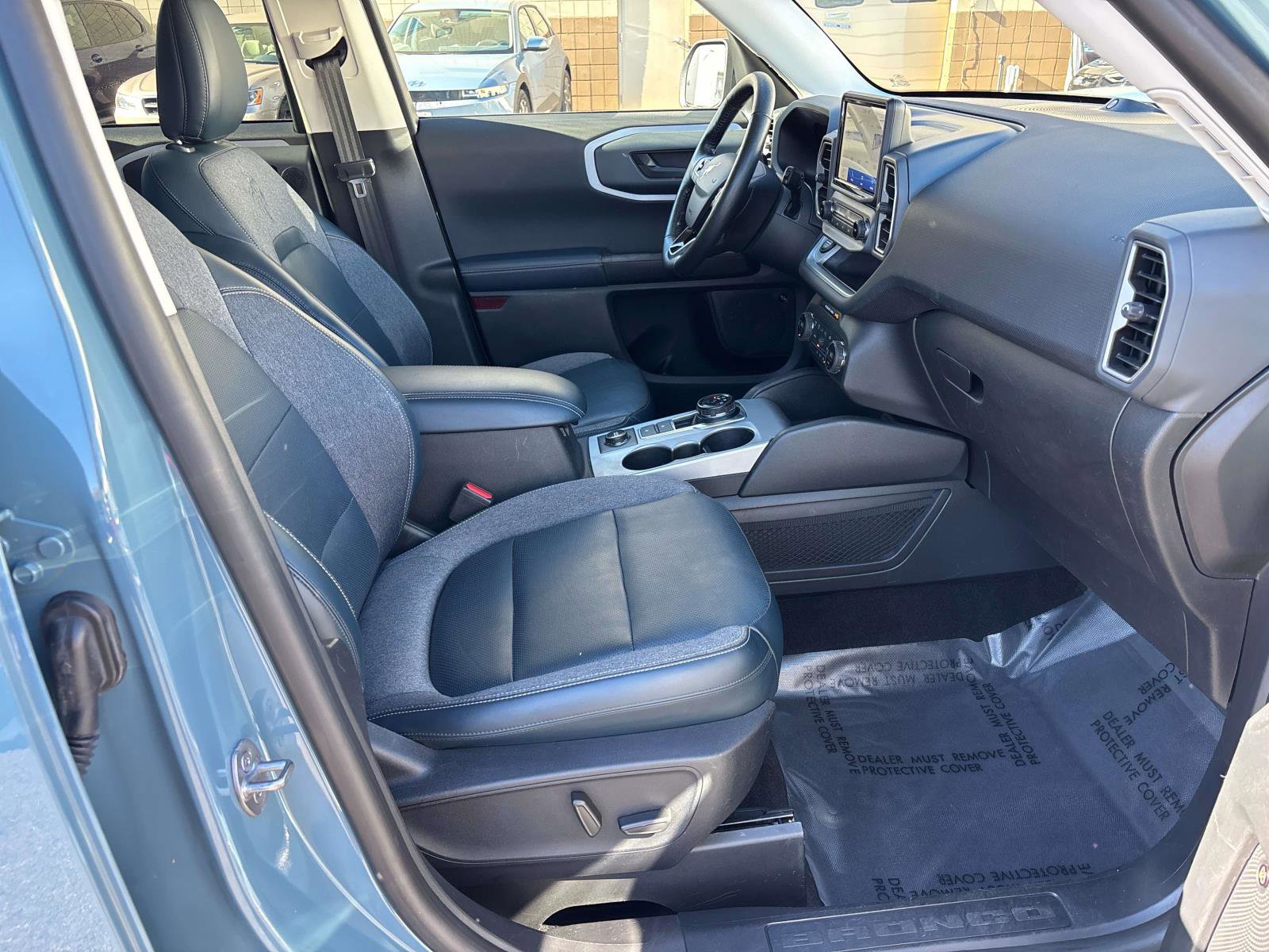 Used 2021 Ford Bronco Sport Outer Banks w/ Outer Banks Package (96D) image 15