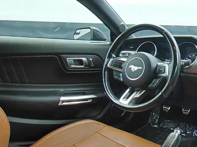 Used 2019 Ford Mustang GT Premium w/ Black Accent Package RWD image 28