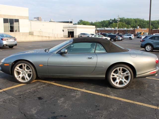 Used 2003 Jaguar XK8 Convertible RWD image 7