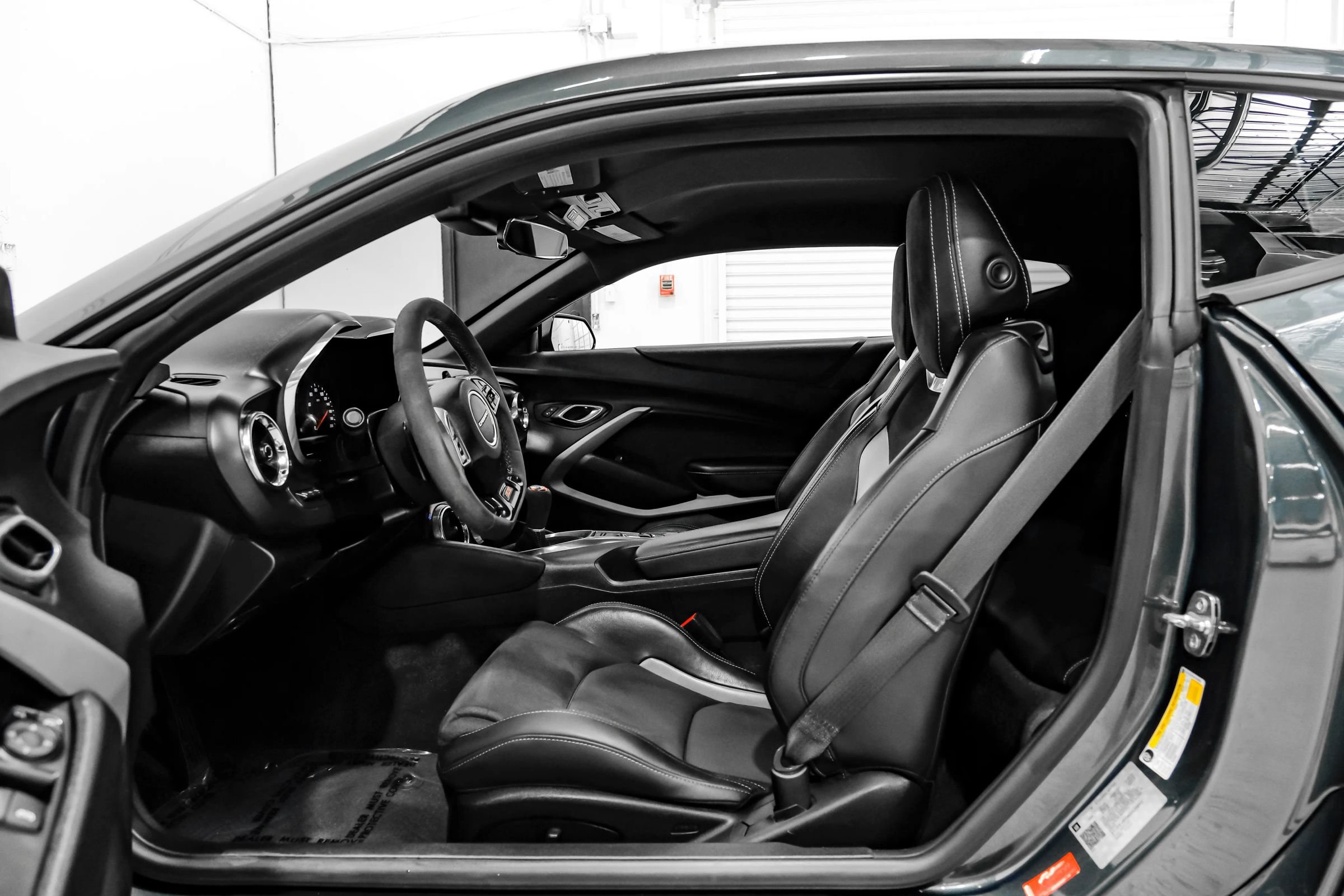 Used 2019 Chevrolet Camaro SS RWD image 21