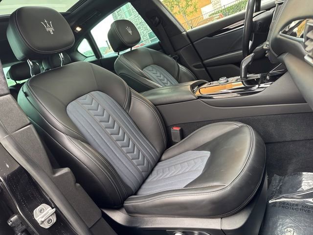 Certified 2022 Maserati Levante GT image 21