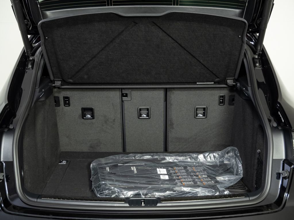 New 2026 Porsche Macan image 31