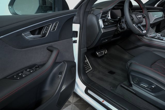 New 2026 Audi SQ8 Prestige image 8