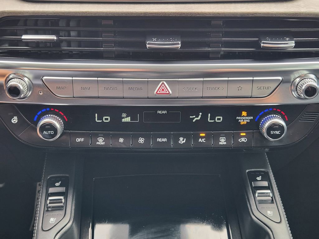 Certified 2021 Kia Telluride SX w/ SX Prestige Package image 20