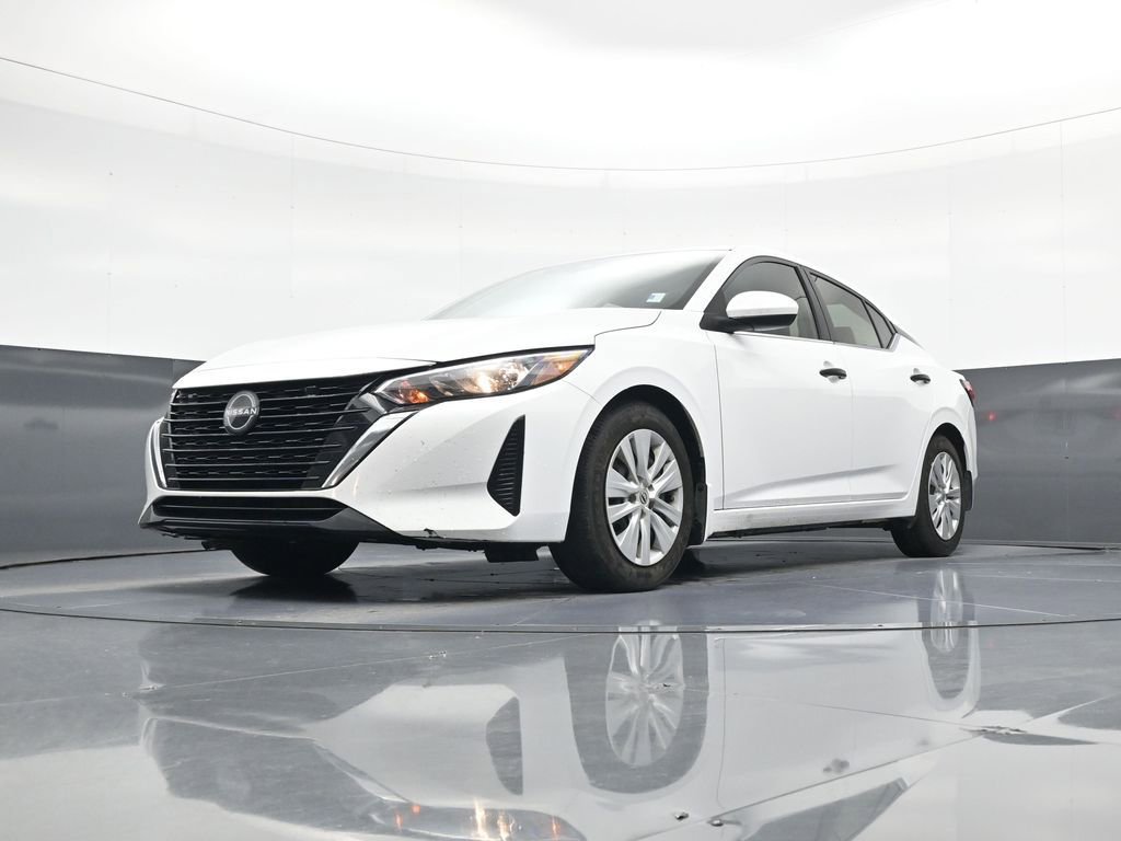 Used 2024 Nissan Sentra S w/ Lighting Package FWD image 18