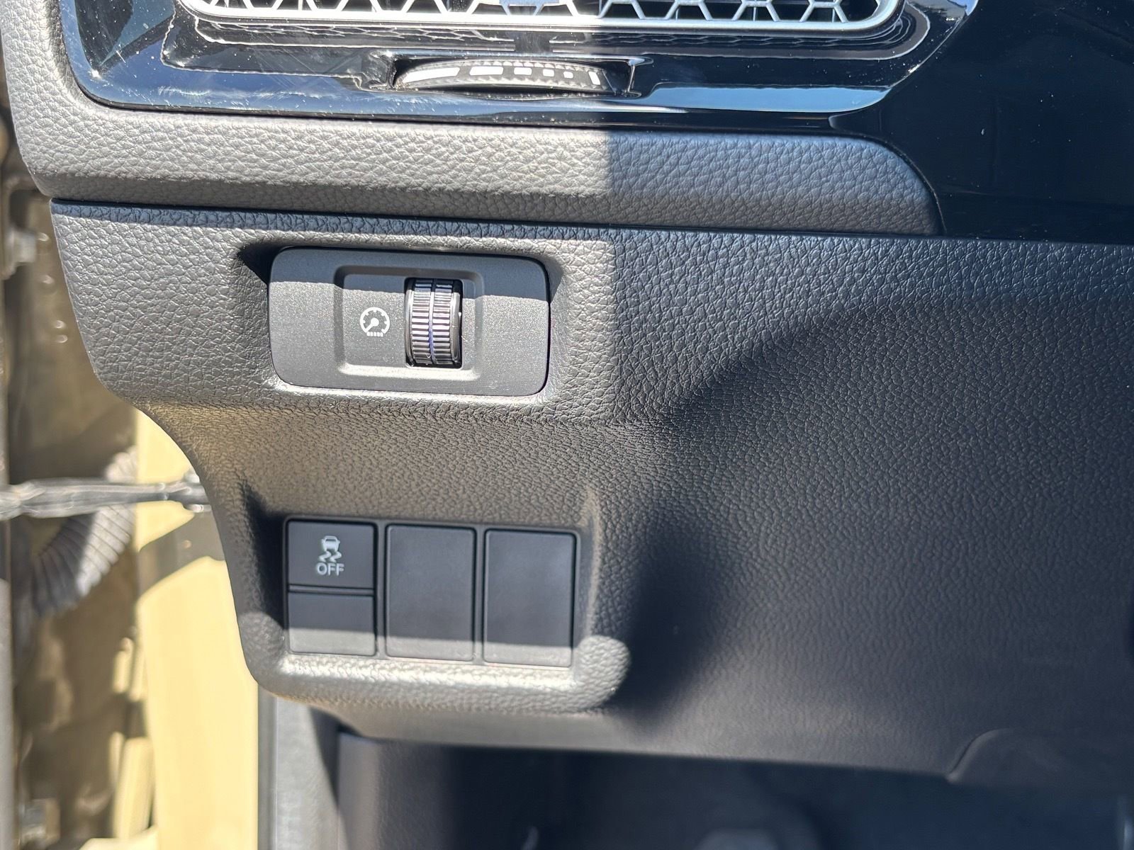 Used 2025 Honda Civic Sport image 23