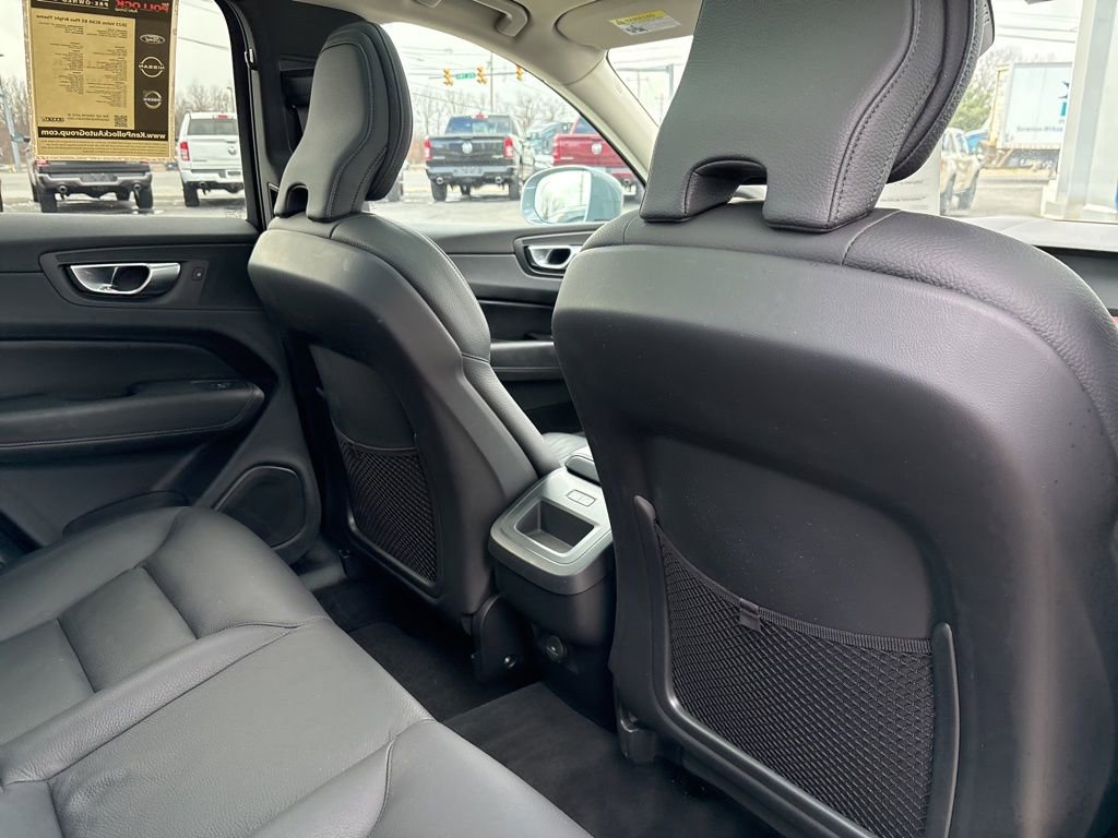 Certified 2023 Volvo XC60 B5 Plus w/ Climate Package image 39