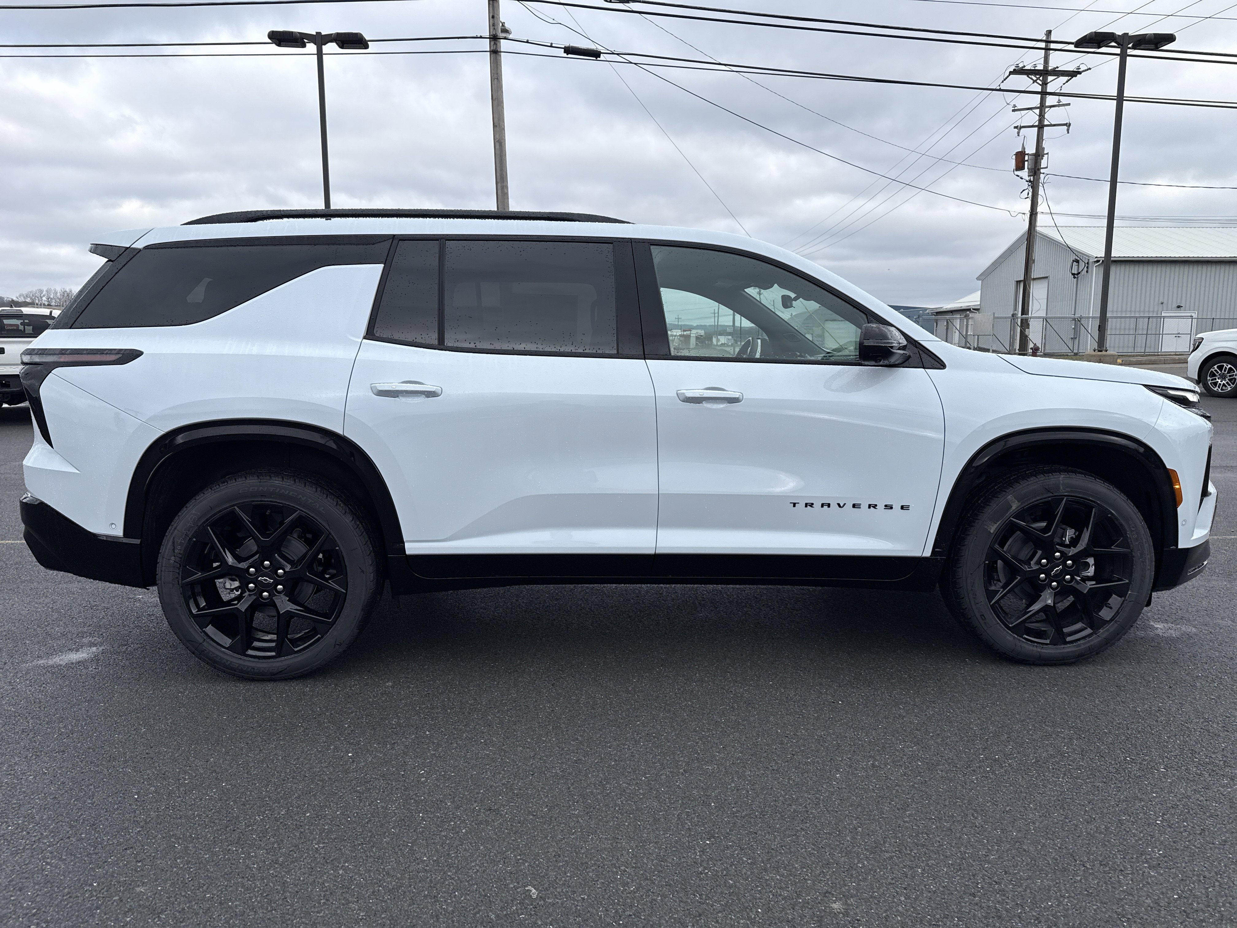 New 2026 Chevrolet Traverse RS w/ LPO, Floor Liner Package video 2