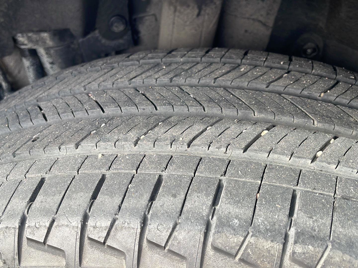 Used 2021 Toyota RAV4 LE image 12