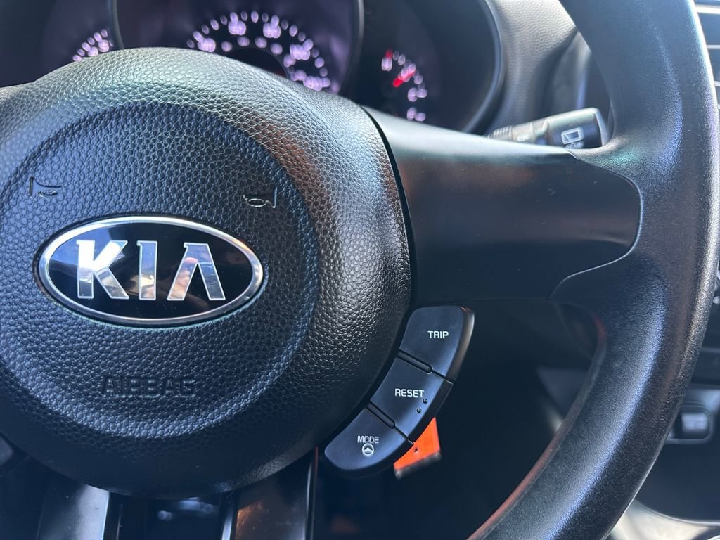 Used 2016 Kia Soul image 23