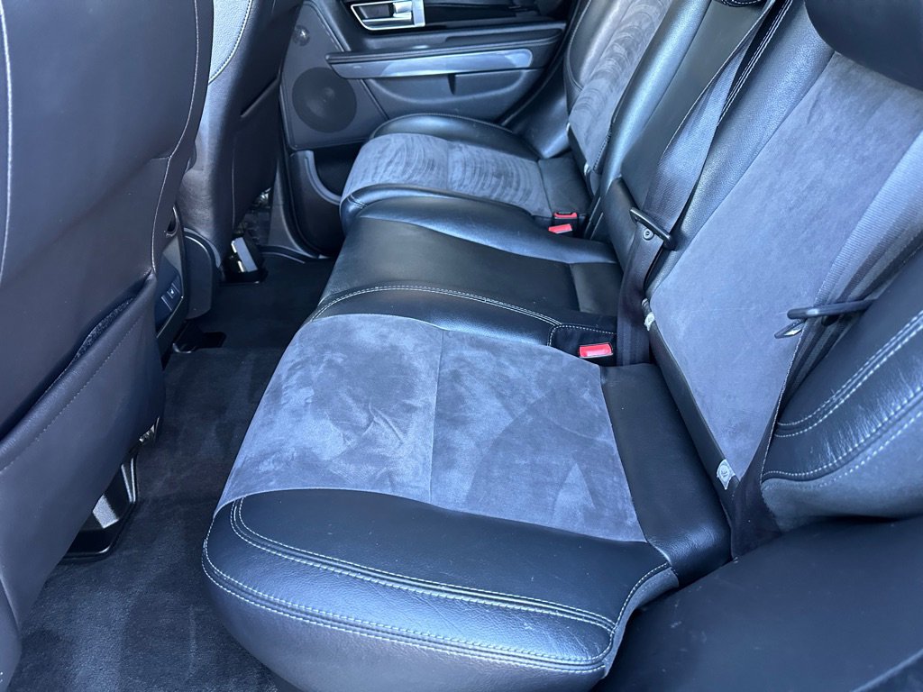 Used 2013 Land Rover Range Rover Sport HSE image 17