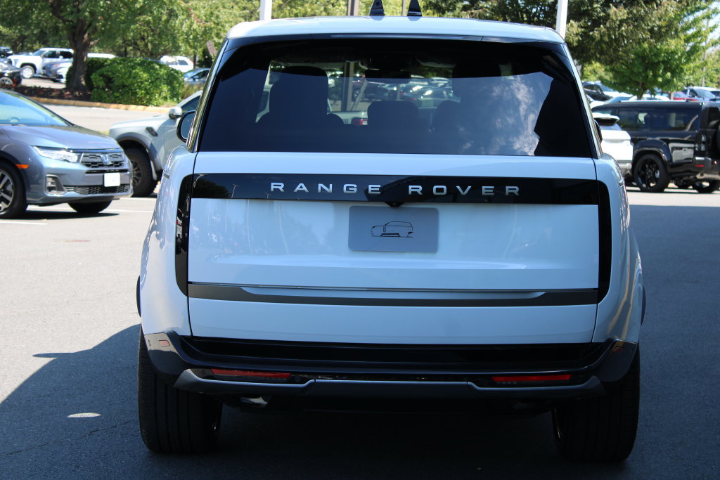 New 2027 Land Rover Range Rover SE AWD/4WD image 4