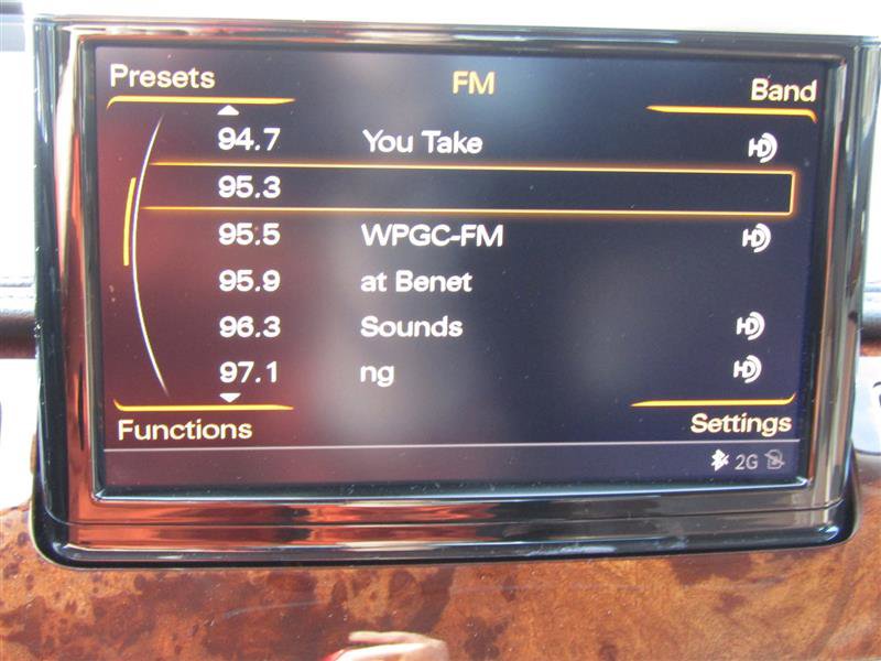 Used 2014 Audi A8 3.0T w/ Premium Package image 22