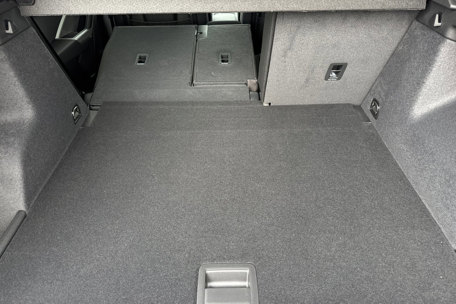 New 2025 Audi Q3 2.0T Premium image 12