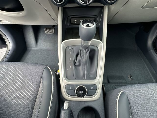 New 2026 Hyundai Venue SEL FWD image 34