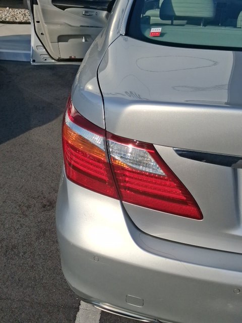 Used 2012 Lexus LS 460 L w/ Luxury Pkg RWD image 17