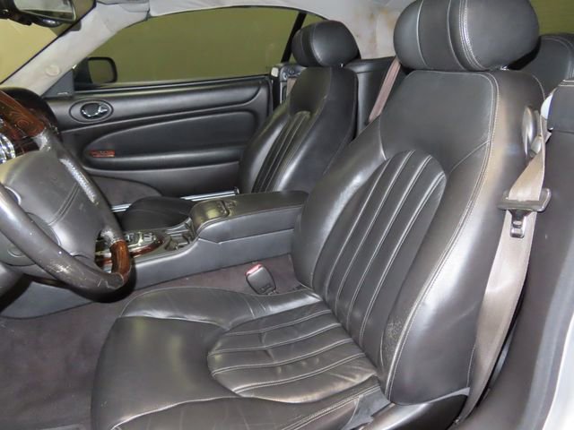 Used 2005 Jaguar XK8 Convertible image 15