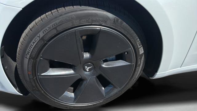 Used 2021 Tesla Model 3 Standard Range Plus RWD image 18