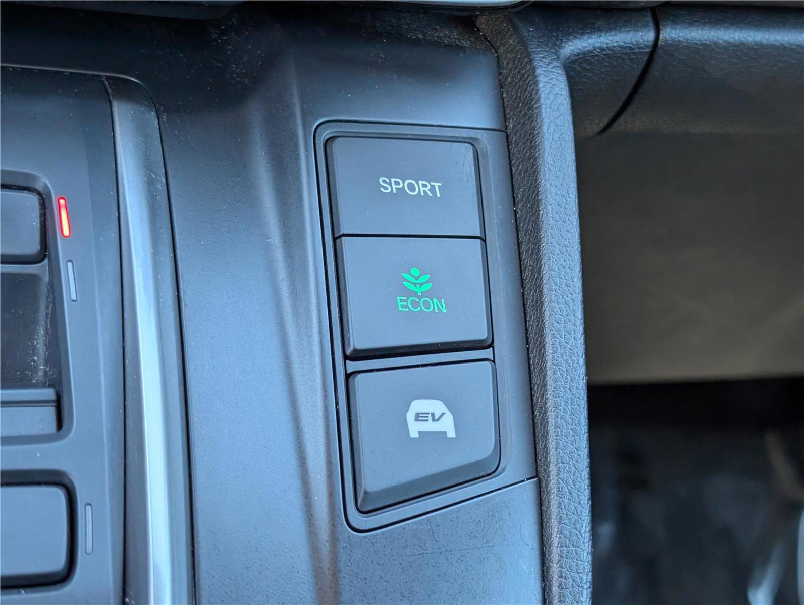 Used 2022 Honda CR-V Touring image 26