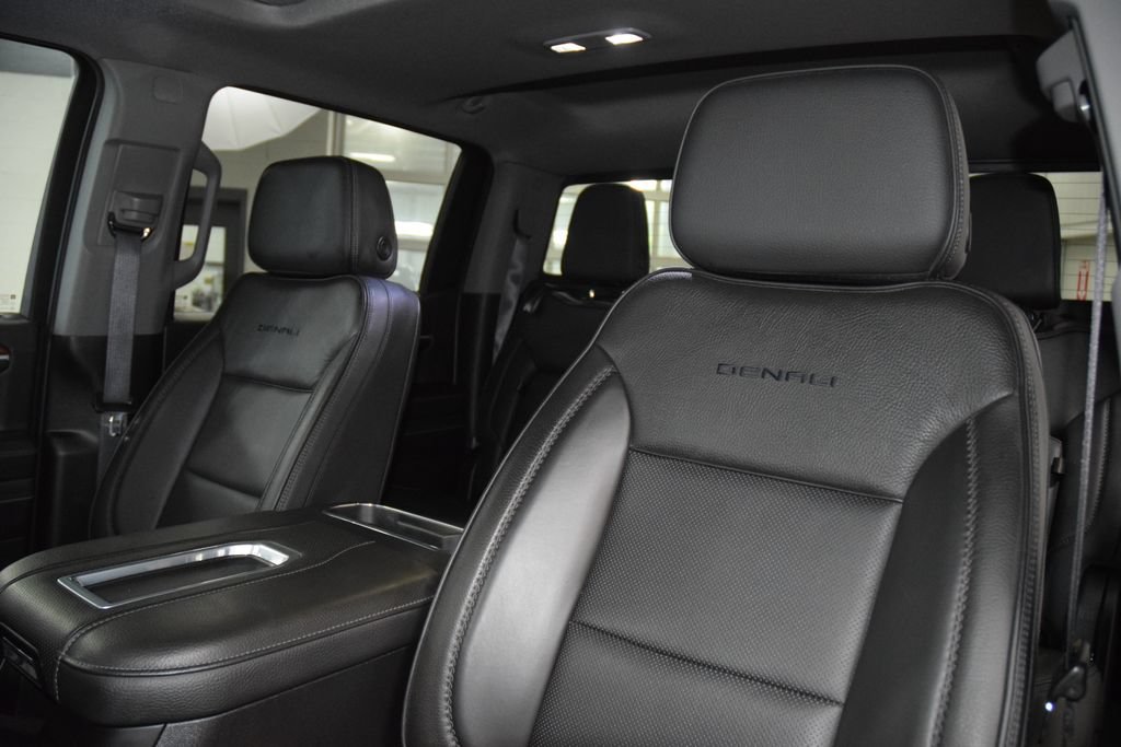 Used 2022 GMC Sierra 1500 Denali w/ Technology Package AWD/4WD image 43