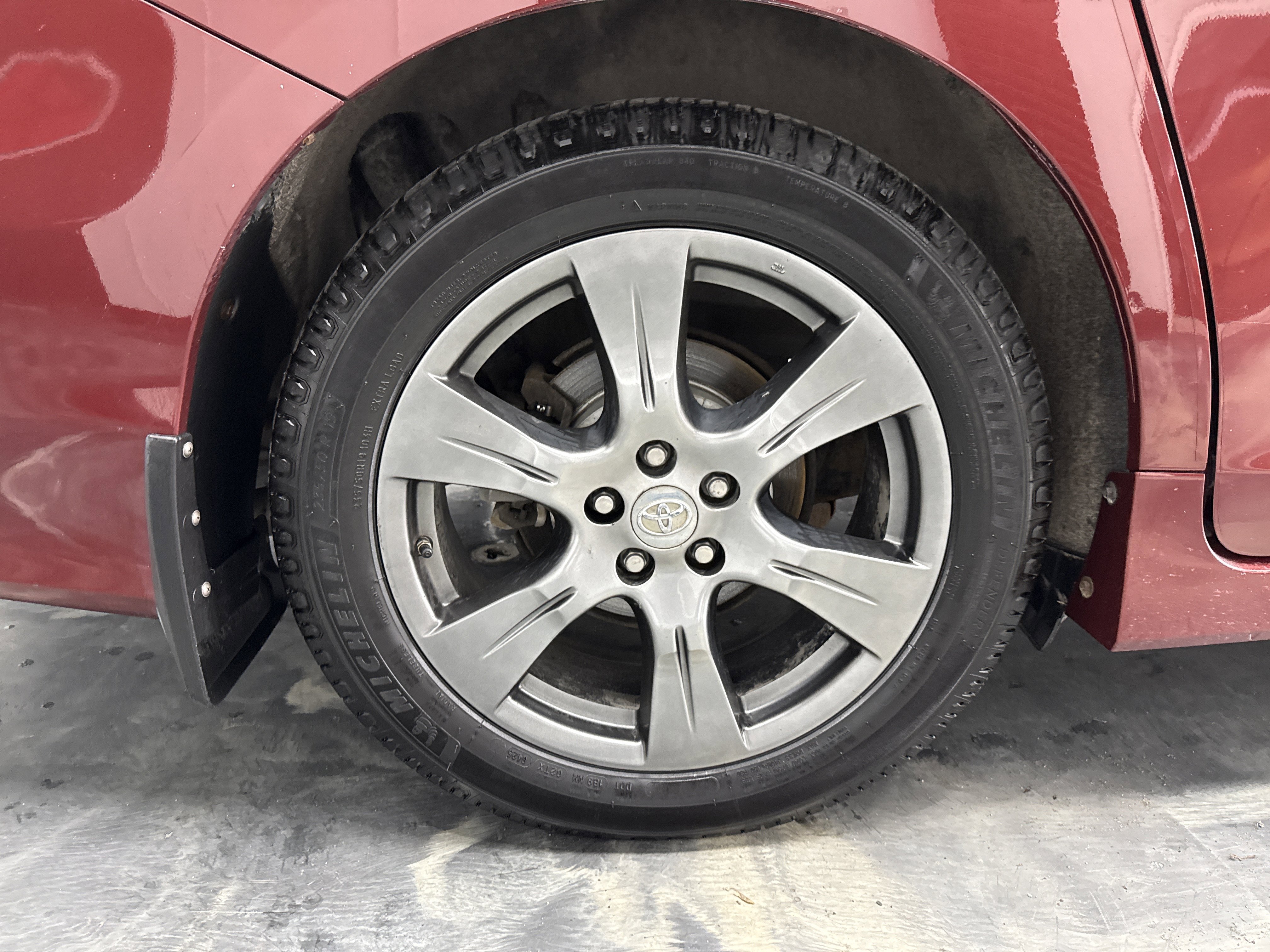 Used 2017 Toyota Sienna SE Premium image 28