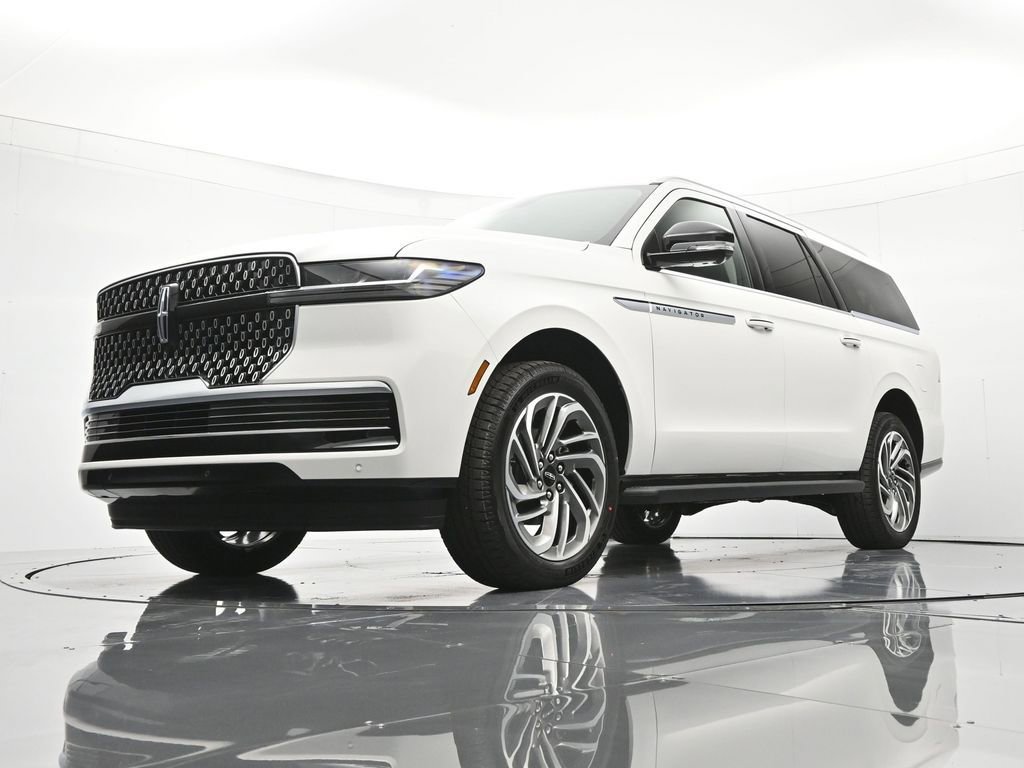 New 2026 Lincoln Navigator L Premier AWD/4WD image 37