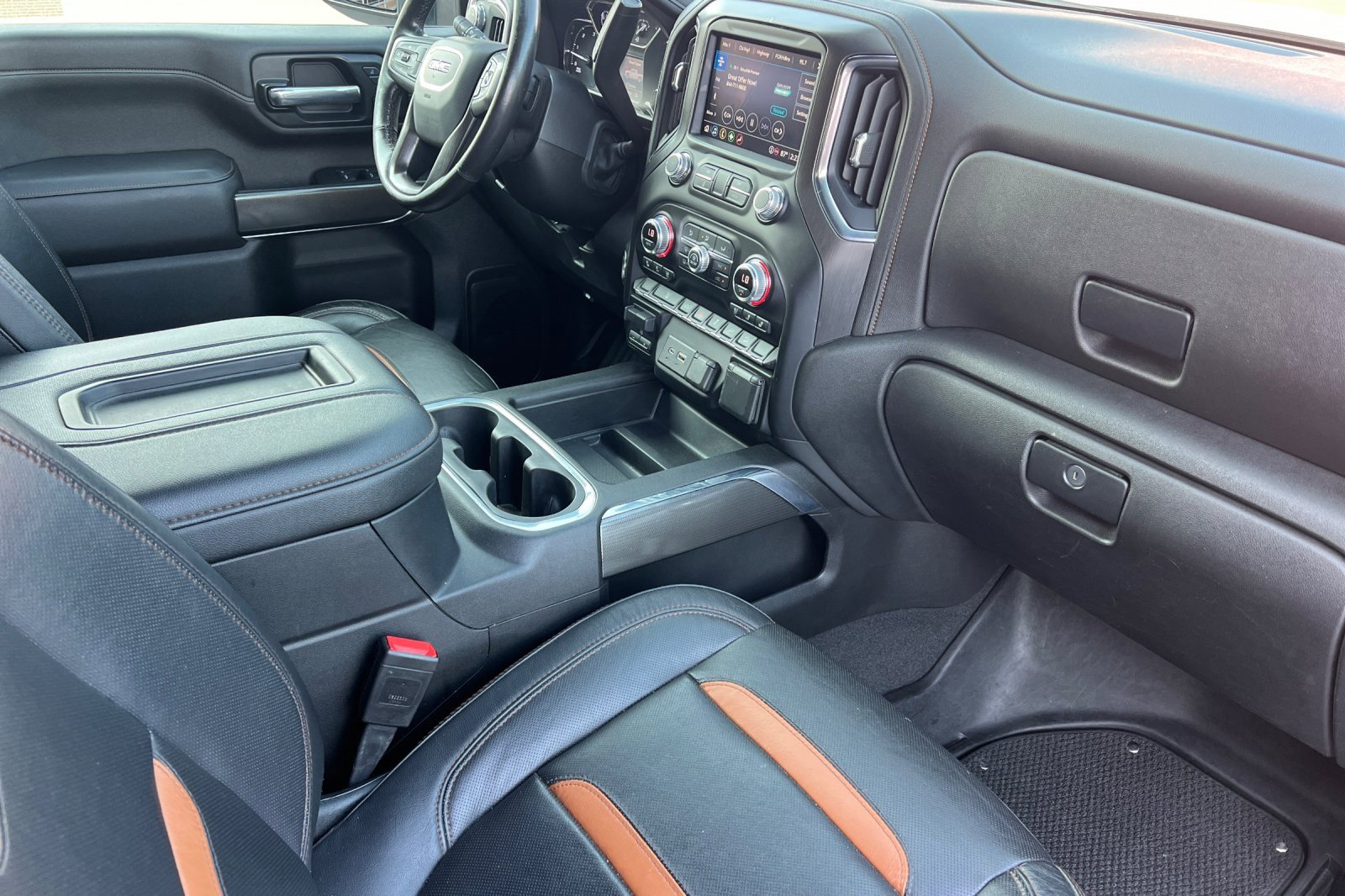 Used 2021 GMC Sierra 2500 AT4 w/ Gooseneck/5TH Wheel Package image 20